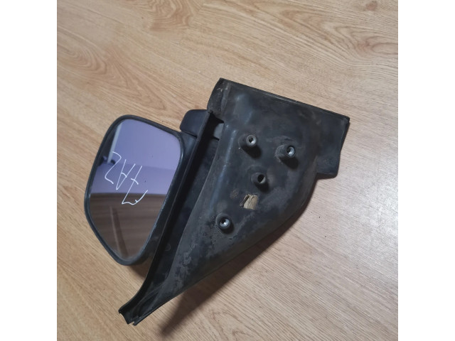Zpětné zrcátko pravé Nissan Serena 1993  020068, 010052  