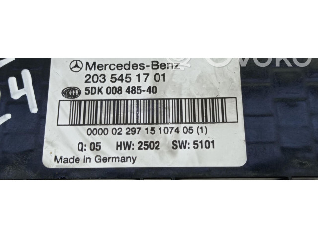   Pojistková skříňka 20354541701   Mercedes-Benz C W203 2002