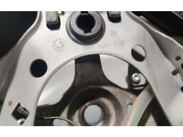 Руль Toyota Corolla E120 E130  2000 - 2004 года 1401C02      