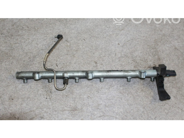 Vstřikovací lišta 0445216002   BMW 5 E39  pro naftový motor 3.0  