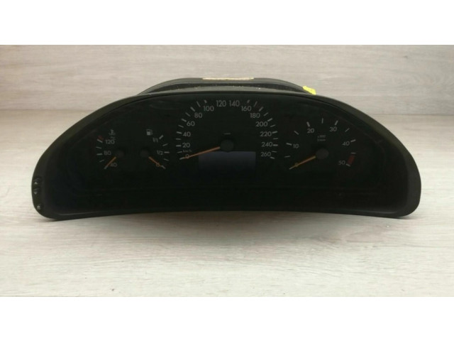 Панель приборов A2105405248   Mercedes-Benz E W210       