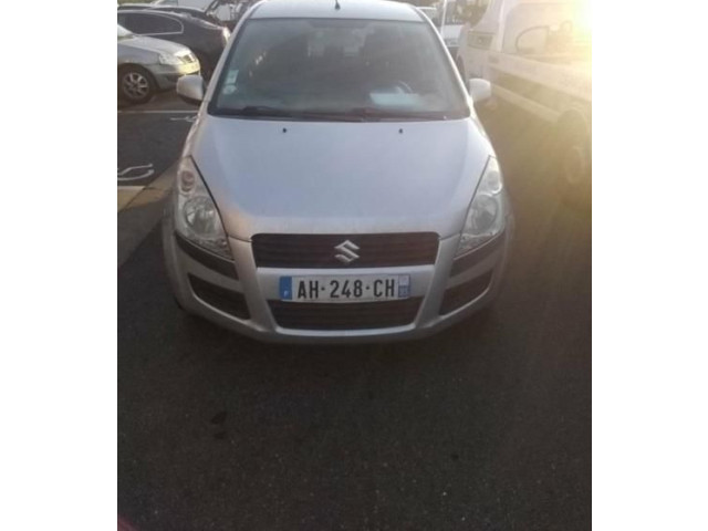 Ручка стеклоочистителей 3731062JA1   Suzuki Splash
