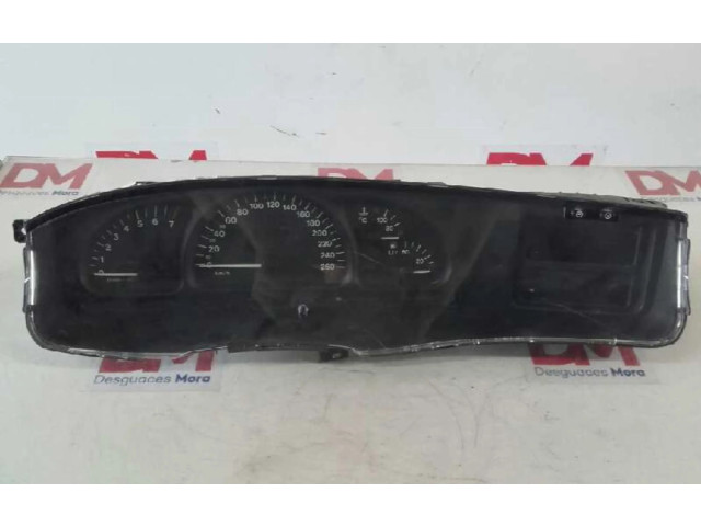 Přístrojová deska  Opel Vectra B  90504244BH  