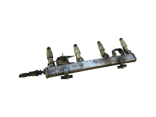 Vstřikovací lišta 6M8G9D280AA, 050427B   Mazda 5  pro benzínový motor 1.8  