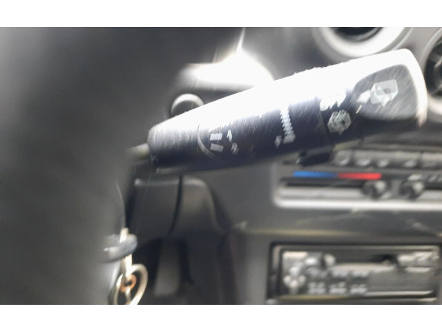 Ручка стеклоочистителей    Mazda MX-3
