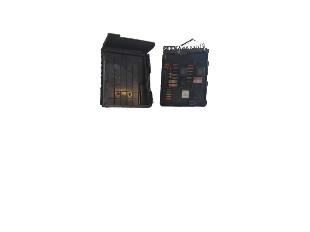 Блок предохранителей  0949421515, 1K0937118   Skoda Yeti (5L)    