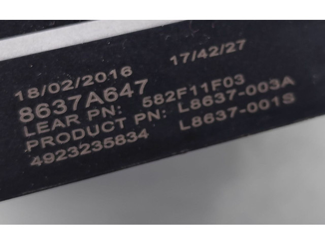   Pojistková skříňka 8637A647, 582F11F03   Mitsubishi ASX 2016