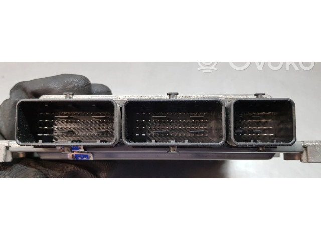 Řídící jednotka 237104145R   Dacia Lodgy 2014
