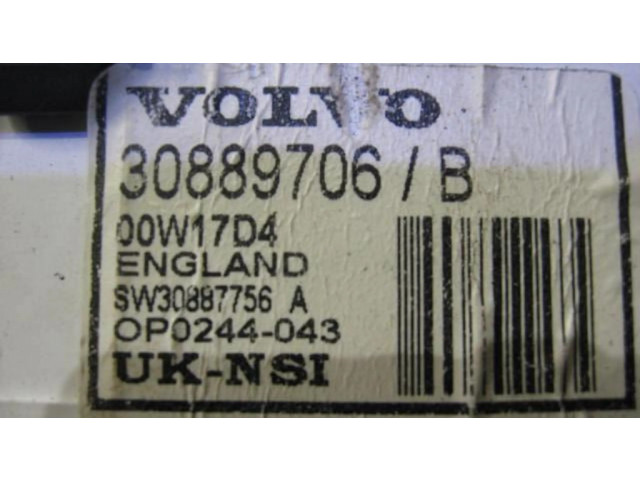 Панель приборов 30889706   Volvo S40, V40       