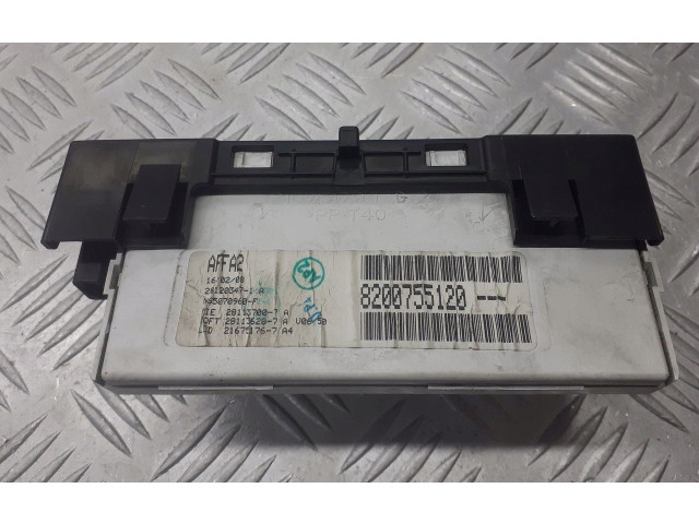 Дисплей    8200755120   Renault Megane II