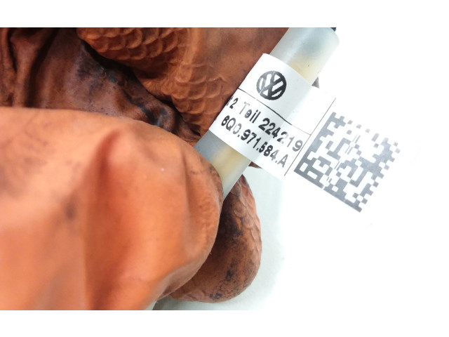 Подушка безопасности водителя 5J0880201D, 6Q0971584A   Skoda Roomster (5J)