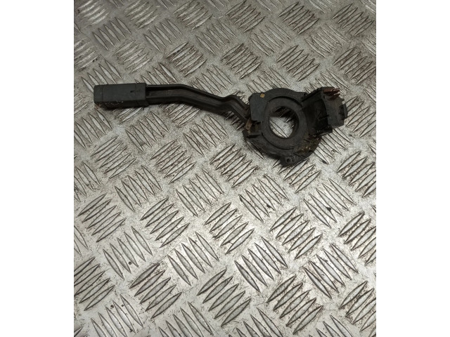 Ручка стеклоочистителей 811953503C   Audi 80 90 B2