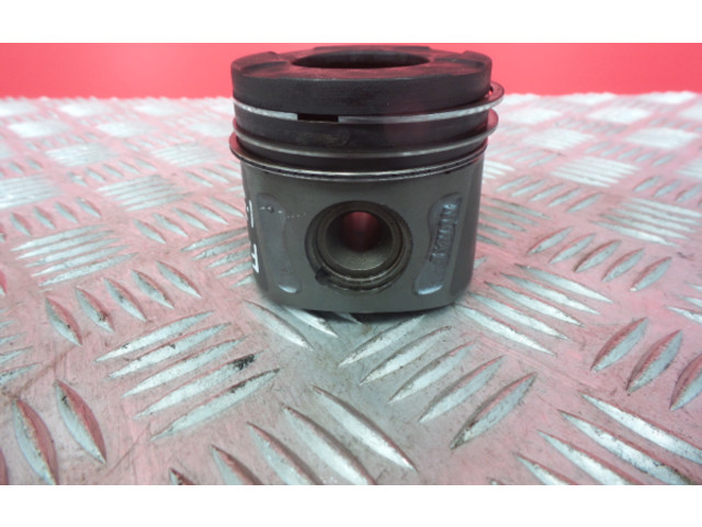 Поршень  06935, 10R1  Fiat 500  