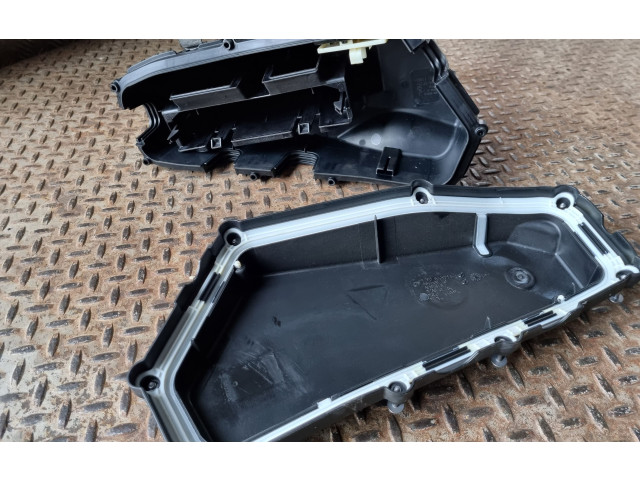 Блок предохранителей  8509914, 8509913   BMW 2 F22 F23    