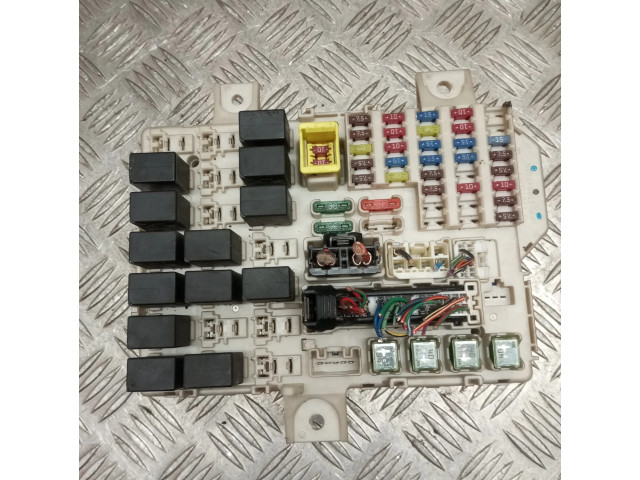 Блок предохранителей  8637A170, 5WK45101H   Mitsubishi Colt    