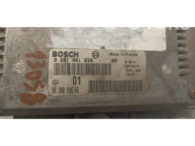Řídící jednotka 9630059880, 0281001839   Peugeot 106 2001