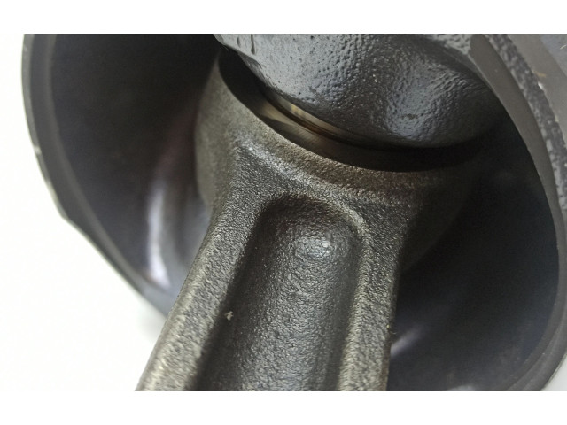 Píst H268X   Land Rover Range Rover Sport L494    306DT 