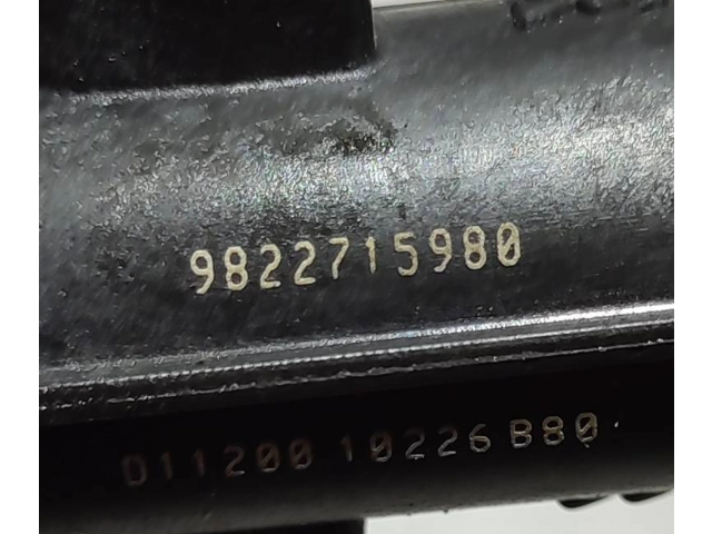 Vstřikovač 9822715980   Peugeot 208     