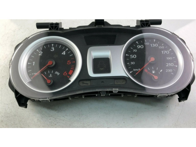 Přístrojová deska  Renault Clio III 2010 8200821001D, K3707  