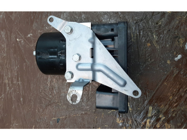 Jednotka ABS 6777159   BMW 1 E81 E87 2006