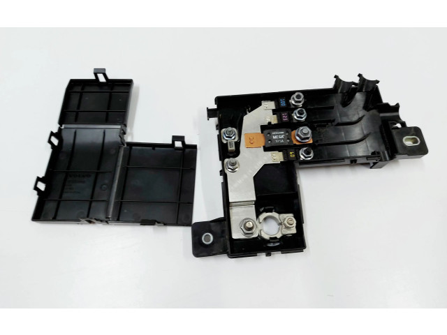   Pojistková skříňka 32359475   Volvo XC40 2022