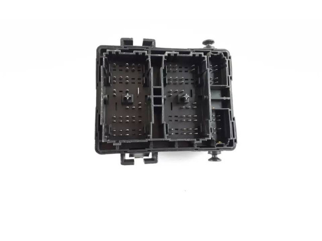   Pojistková skříňka 15780696, 1578069602   Chevrolet Tahoe 2011