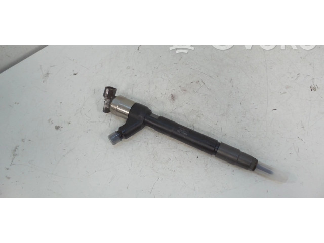 Vstřikovač 55570012, 821035   Vauxhall Astra K    B16DTH 