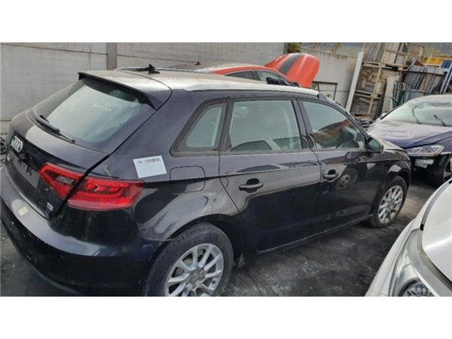 Задний фонарь      Audi A3 S3 8V   2013-2019 года