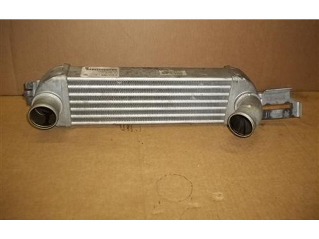 Интеркулер  13148294, 999-U23424   Opel Meriva A 