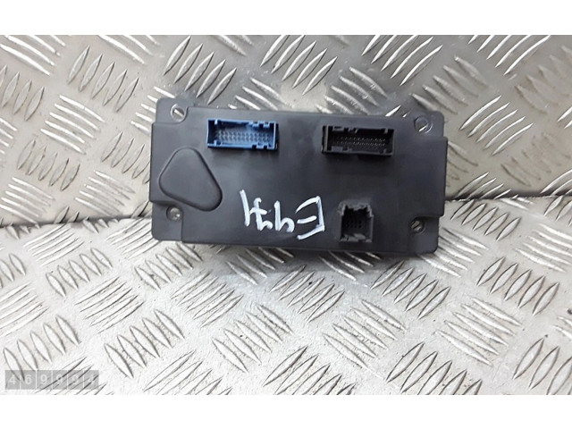 Řídící jednotka 277605x038   Nissan Navara 2011