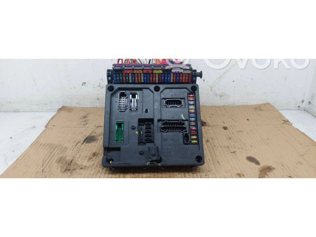 Блок предохранителей S110780300, 113951253   Volkswagen Sharan    