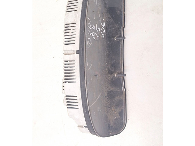 Přístrojová deska  Audi A6 S6 C5 4B 2000 89051940090  