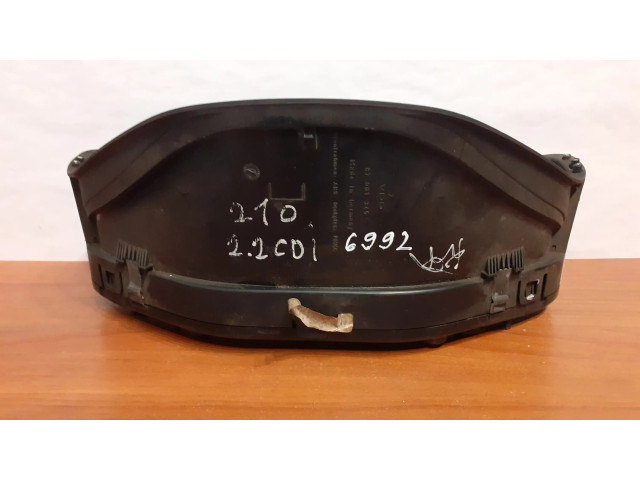 Přístrojová deska  Mercedes-Benz E W210 1999 6992, 87001345  