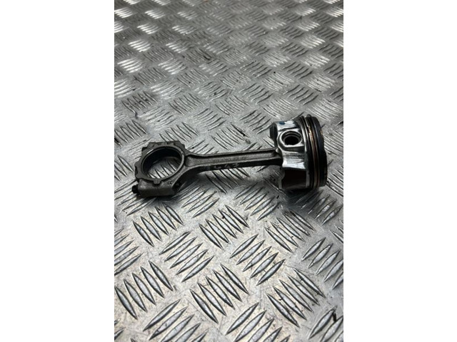  Поршень с шатуном G4LF 2351008200, BV1544  Hyundai Bayon  