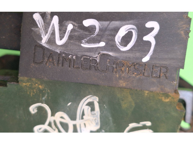 Zámek zadních dveří A1717500085, A1717500185   Mercedes-Benz C W203 2000