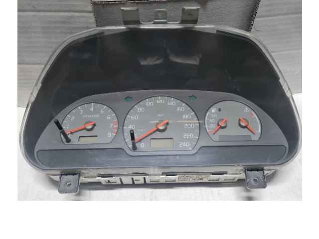 Pojistková skříňka Спидометр (приборный щиток) 30819871, 30822392   Volvo S40, V40 1997