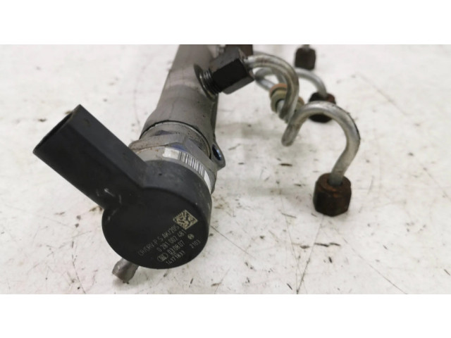 Vstřikovací lišta 79961002, 0445216023   BMW 5 E60 E61  pro naftový motor 2.5  