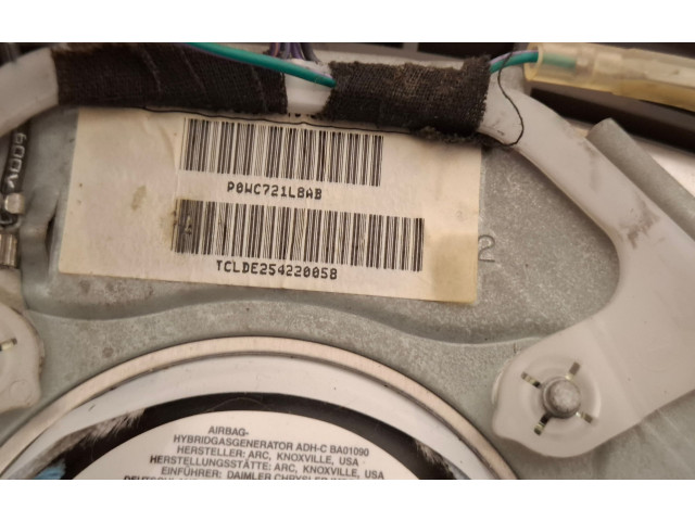 Подушка безопасности водителя P0WC721L8AB, TCLDE254220058   Chrysler Voyager