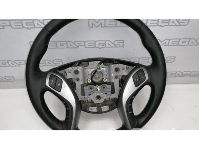 Volant Hyundai i30 2014   