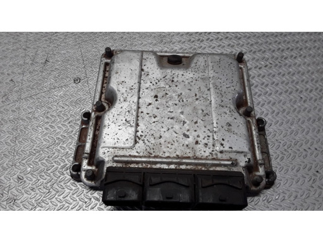 Řídící jednotka 0281011725, 8200309318   Renault Laguna II 2002