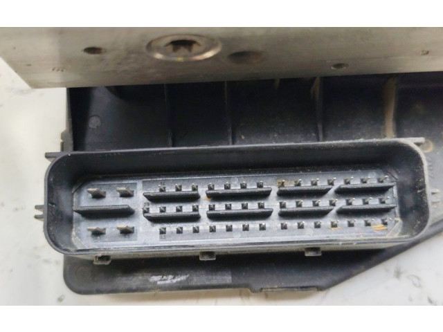 Jednotka ABS A0044310512   Mercedes-Benz C W203 2002