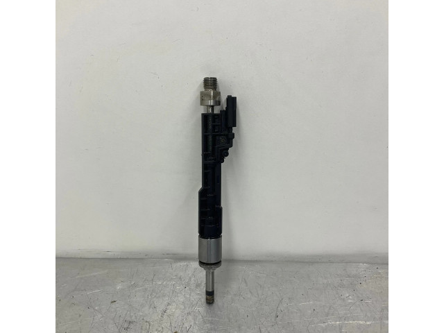 Vstřikovač 7597870   BMW 5 F10 F11  pro benzínový motor 3.0  