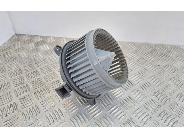 Вентилятор печки    52498464, 101220690   Opel Meriva B