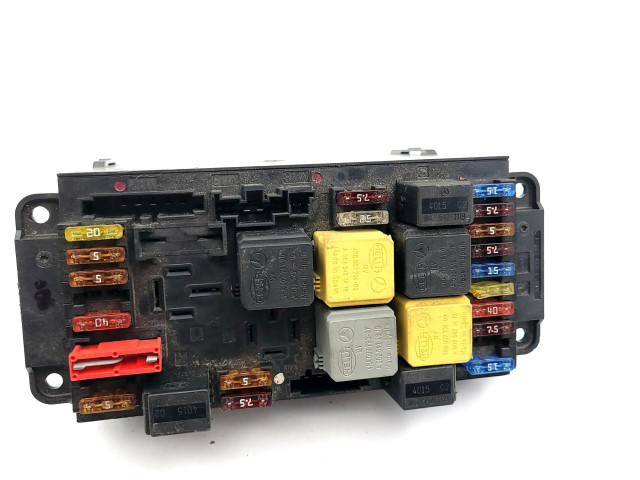 Блок предохранителей A2035452801, 2035452801   Mercedes-Benz C W203    