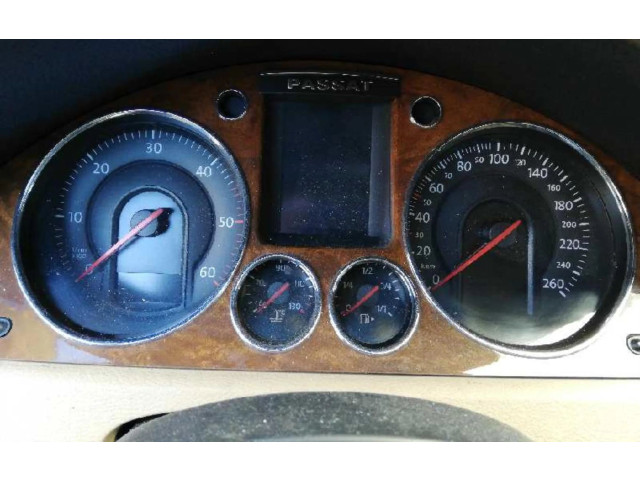 Přístrojová deska  Volkswagen PASSAT  A2C53106067  