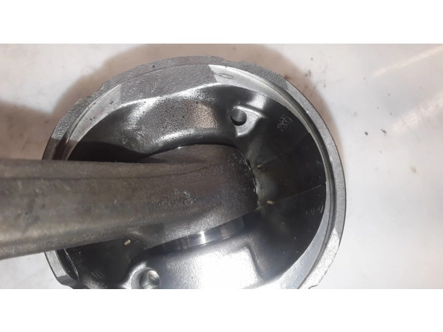 Píst P885, Z17DTH   Opel Meriva A  pro naftový motor 1.7 Z17DTH 