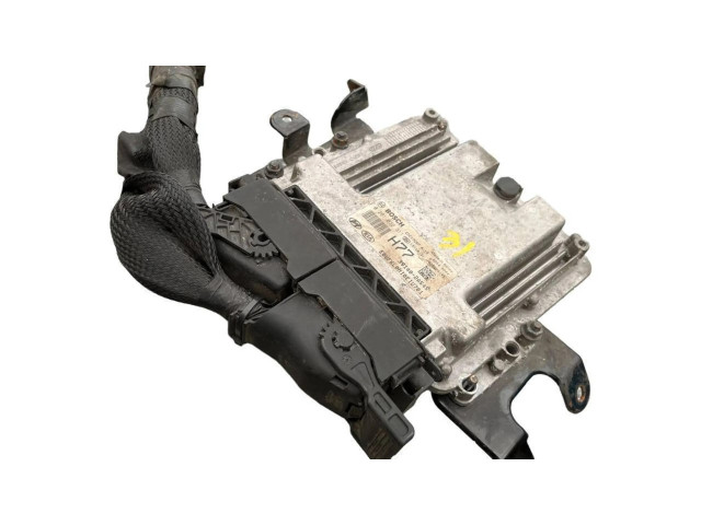 Řídící jednotka 0281032311, 391402A545   Hyundai i40 2015