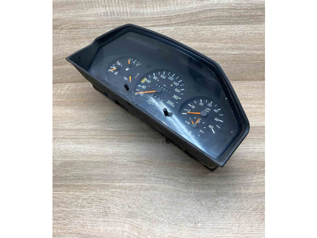 Přístrojová deska  Mercedes-Benz E W124 1993 1244407111, 110008652  