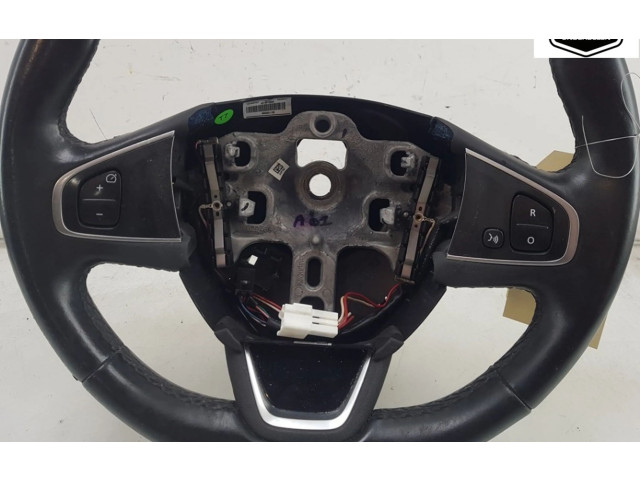 Руль Renault Clio IV  2012 - - года 484000110R, 484000110R      