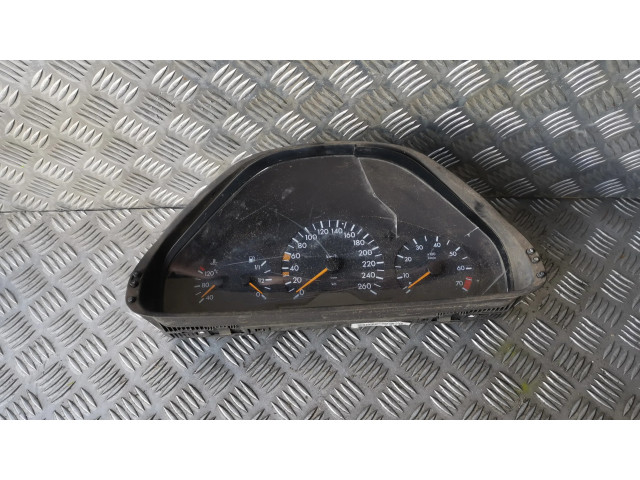 Панель приборов 2105407247   Mercedes-Benz E W210       